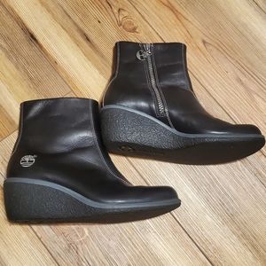 Timberland Women's Boots Size 6.5 Wedge Heel Black Leather